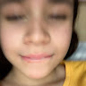 Meet your Posher, Mia